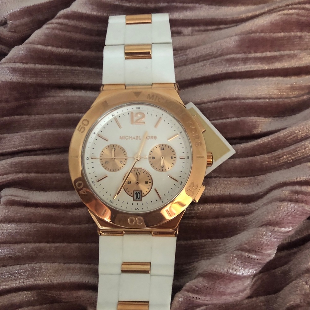 Never worn Michael Kors Watch!
